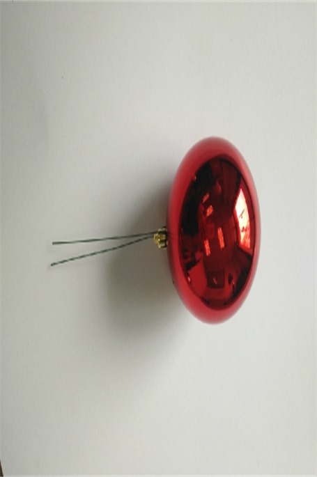 100 mm red shiney bauble